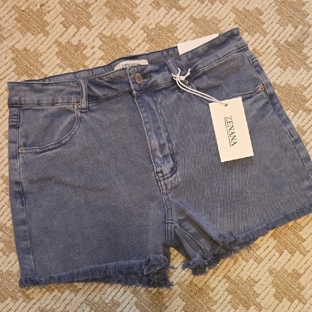 Zenana Outfitters Blue Denim Women's Shorts